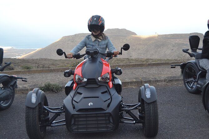 2-Hour Ryker Tour through the North of Lanzarote - Stop 1: Mirador del Río road and La Graciosa views