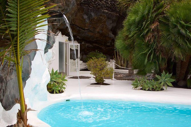 Cesar Manrique Artworks Jameos - Stop 1: Casa Museo del Campesino and Monumento al Campesino