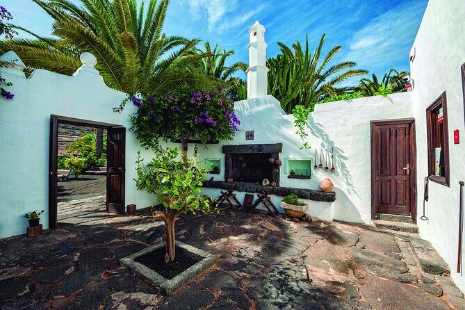 César Manrique: Northern Lanzarote Guided Tour - Stop 2: Fundacion César Manrique — Art and Ecology in One Hour