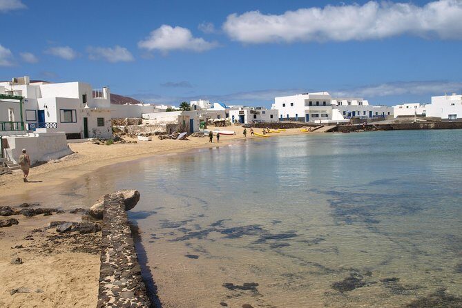 Graciosa Marine Reserve Catamaran Day Trip with Transfers - Transfers Across Lanzarote: Convenience vs. Waiting Time