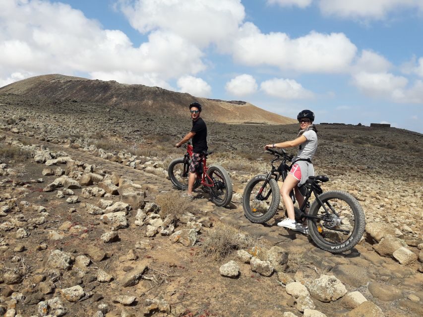 Lanzarote: Advanced 5-Hour Fuerteventura E-Bike Tour - The Real Deal on Terrain: 45 km of Mostly Off-Road Fun