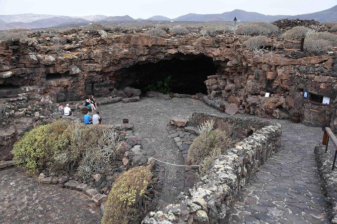 Lanzarote Cesar Manrique with Jameos del Agua Entrance - Key points before you go