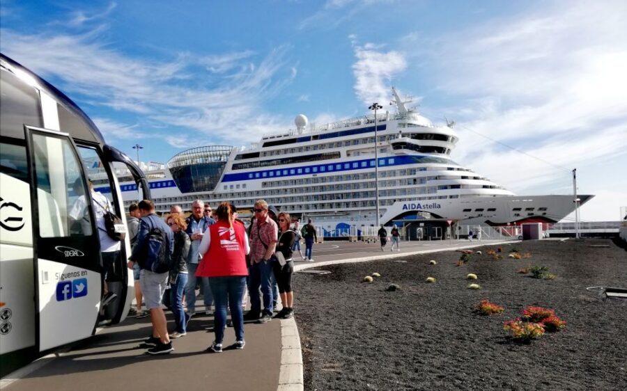 Lanzarote: Day Tour for Cruise Passengers - Casa Museo y Monumento al Campesino: Meaning in a Quick Photo Stop