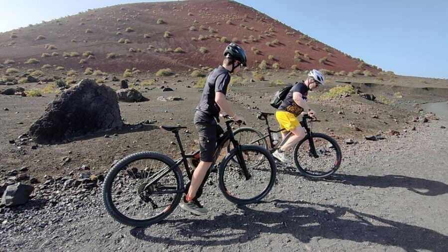 Lanzarote: Guided ebike tours of the Timanfaya volcanoes - Red volcano and volcanic bombs: seeing scale up close