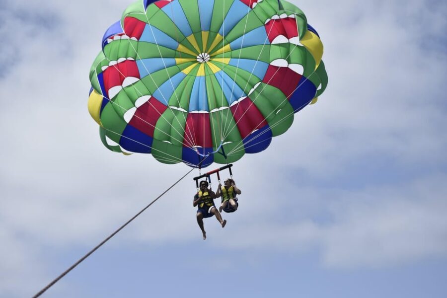 Lanzarote: Parasailing Adventure in Puerto del Carmen - Price and value: is $65 for 10 minutes actually a good deal?