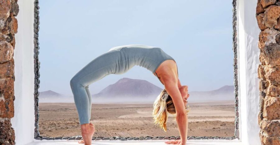 Lanzarote: Volcanic Yoga Session with Ocean Views - What a one-hour session actually feels like