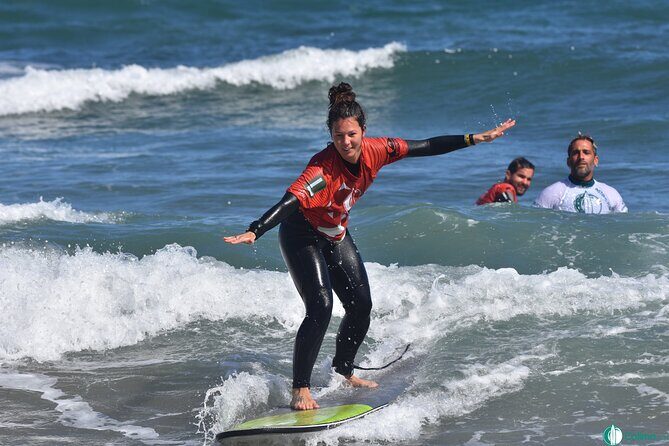 Surf class in Famara 9:15-12:00 or 11:45-14:30 (2h class) - Key things I’d bet on before you book