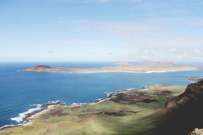 Timanfaya and Cueva de los Verdes - Jameos del Agua: choose inside or stick to the free sea view